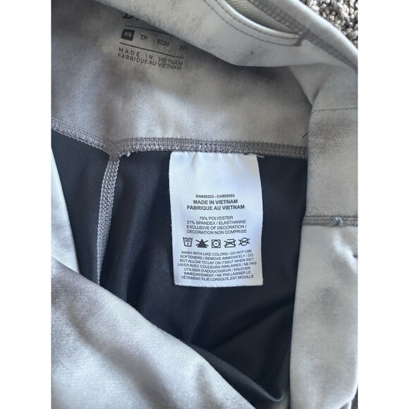 Nike Dri Fit Athletic Short Size XS With A Gray And White Tie Dye Pattern. - Picture 4 of 6